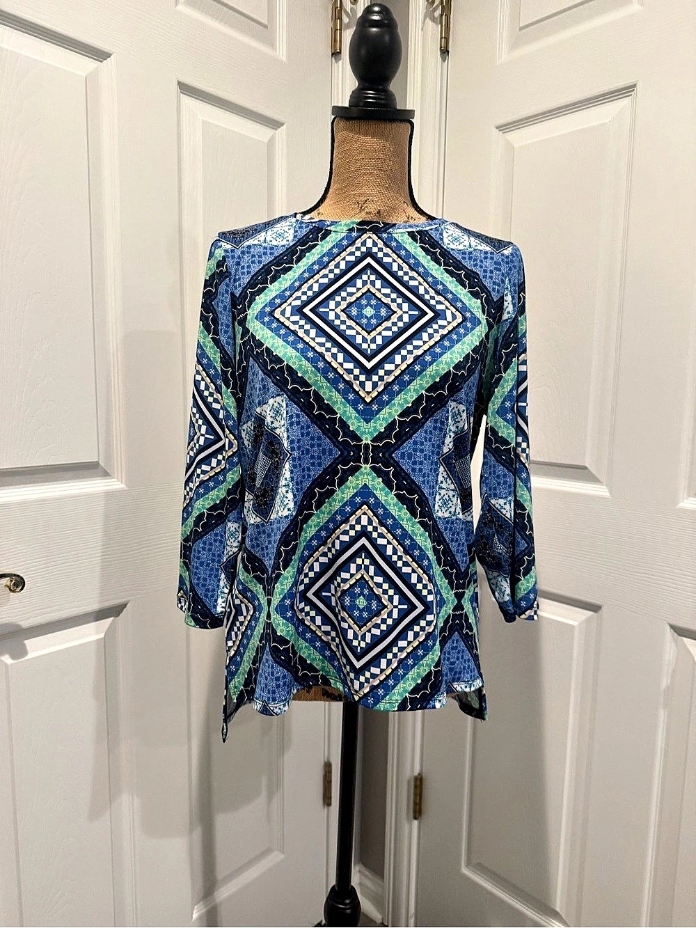 Chico's Geometric Long Sleeve Tunic Blue & Green Size 1 Like New